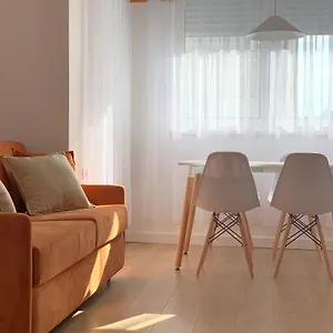 Colorful By The Sea - 1 Min From The Apartamento Durrës